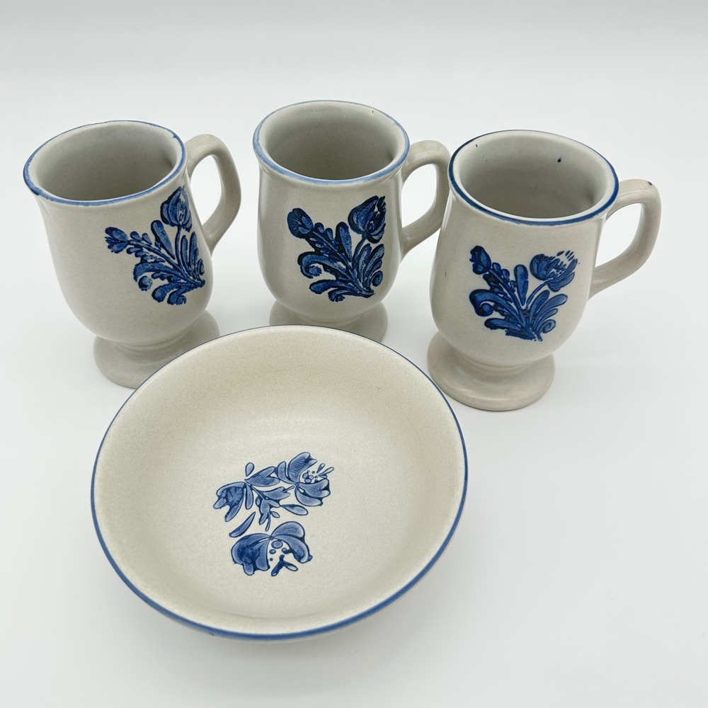 Pfaltzgraff Yorktowne Footed Mug Set of 2 Vtg Gray Blue Stoneware + Bonus READ
